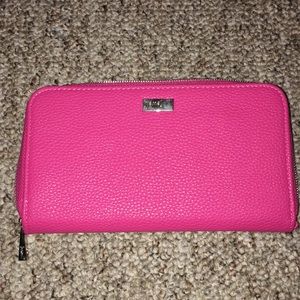 Thirty-one pink wallet